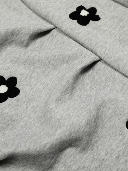 SELORA®™ Floral Embroidery Barrel Sweatpants