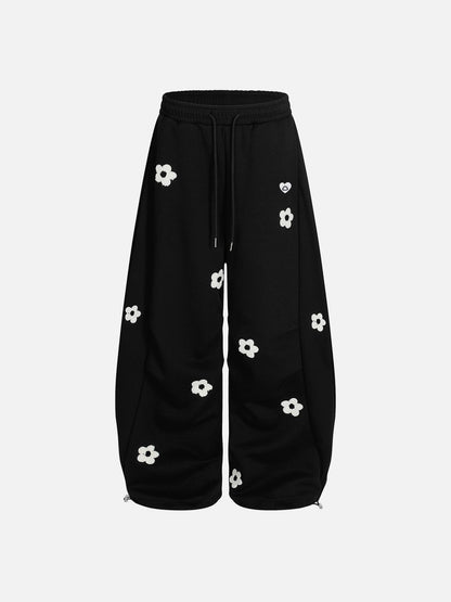 SELORA®™ Floral Embroidery Barrel Sweatpants