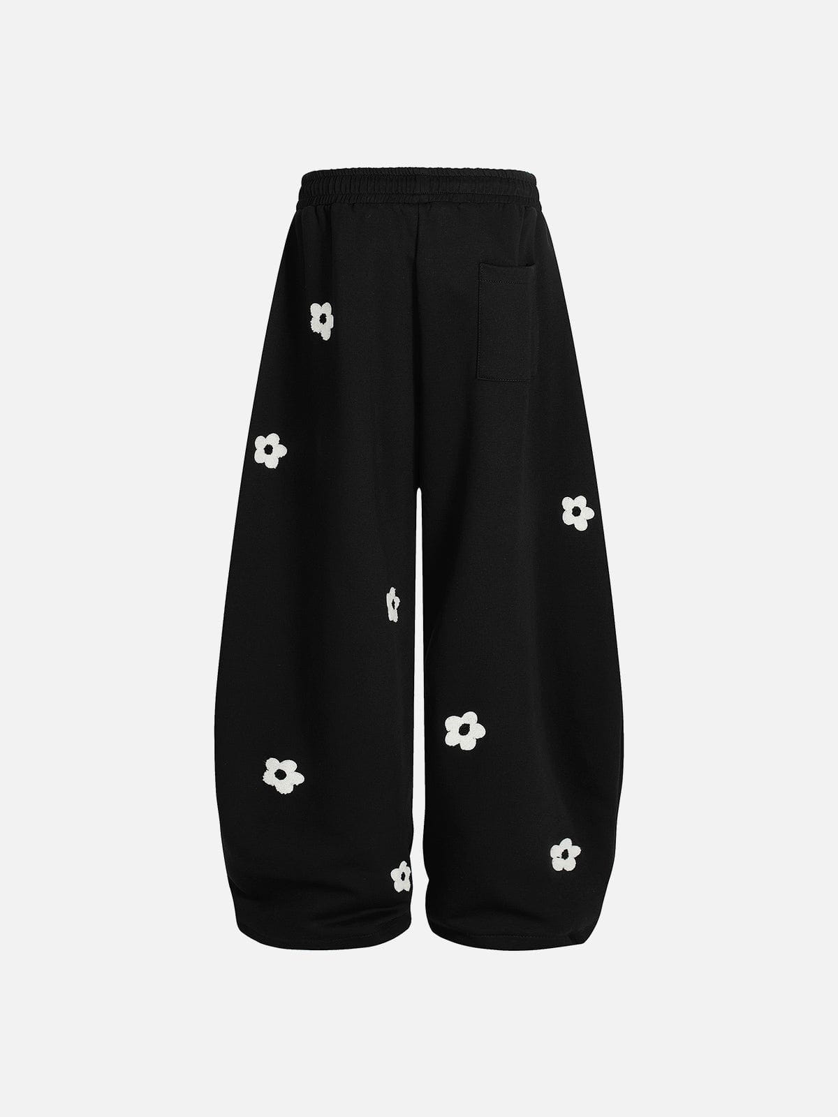 SELORA®™ Floral Embroidery Barrel Sweatpants