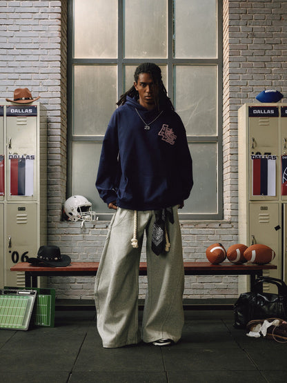 HEIGHT: 6'2'' WEIGHT: 183LBS WEARING: XL